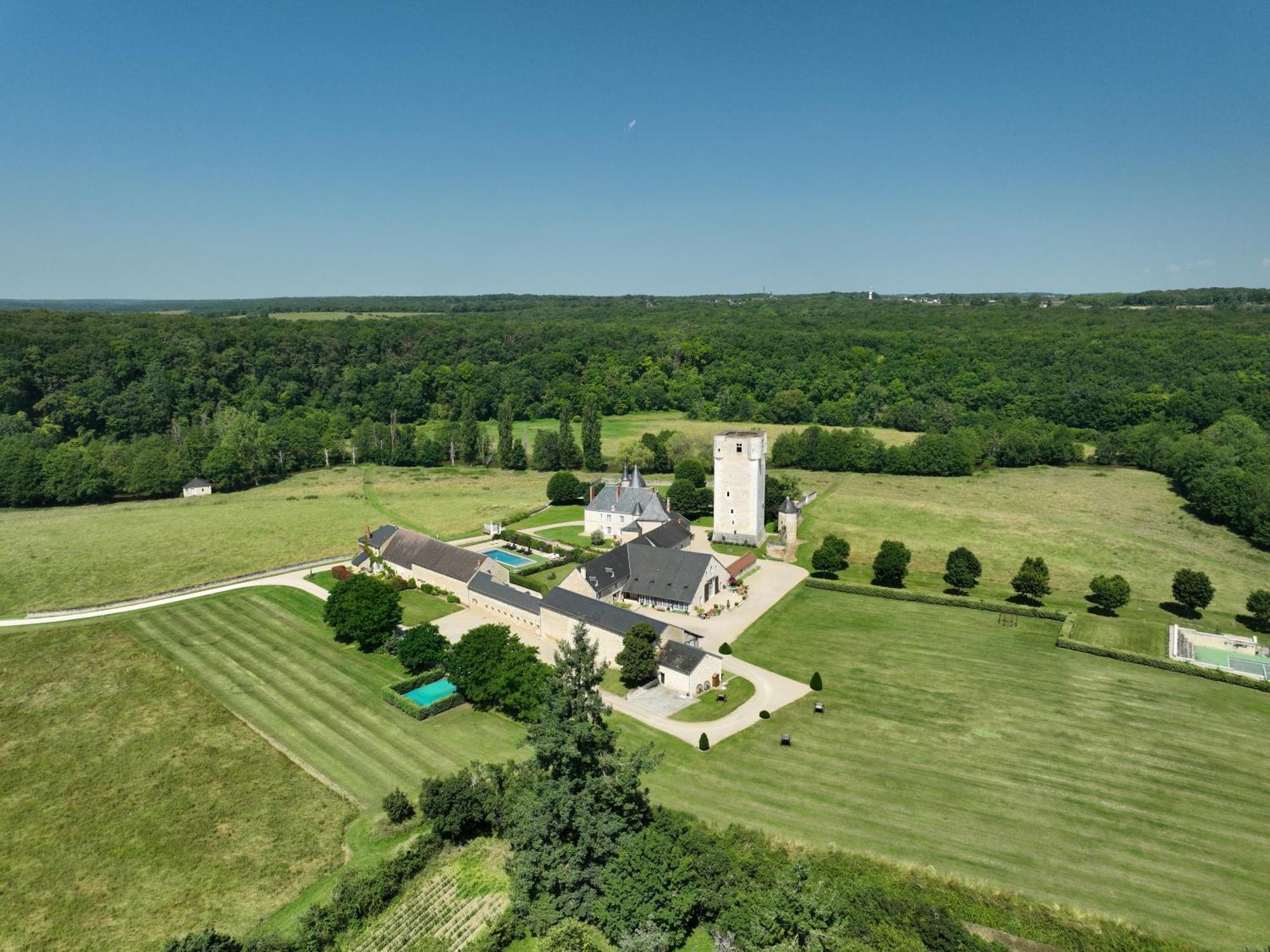 Chateau De Mazieres Tendu Kültér fotó